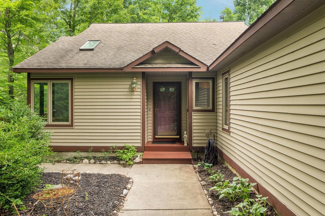 House in Garfield Township, Michigan, United States 3 - 18458528