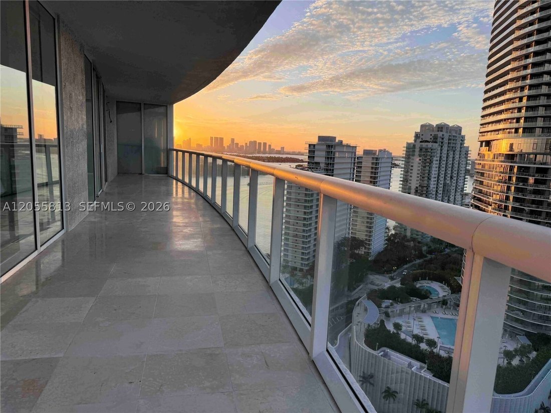 Condo in Miami Beach, Florida, United States 3 - 18463441