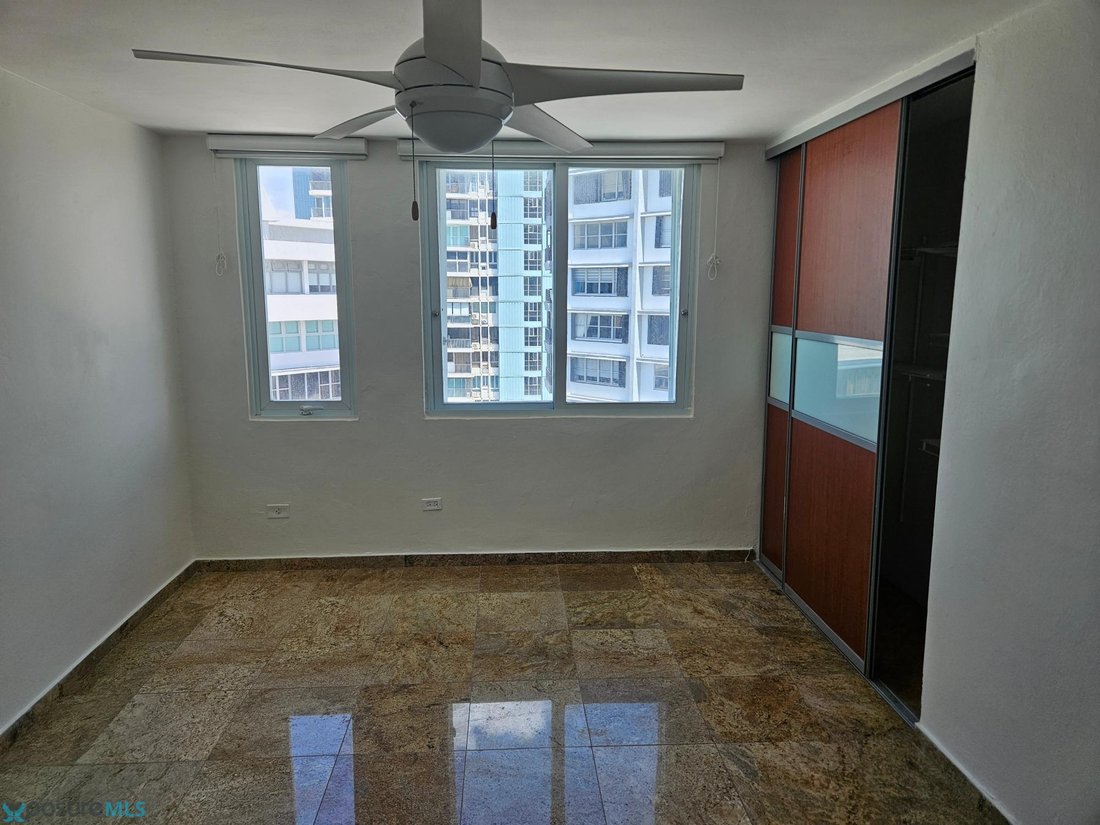 Apartment in Carolina, Carolina, Puerto Rico 3 - 18457118