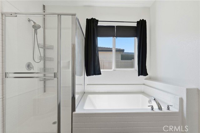 Riverside, California, United States 3 - 18457926