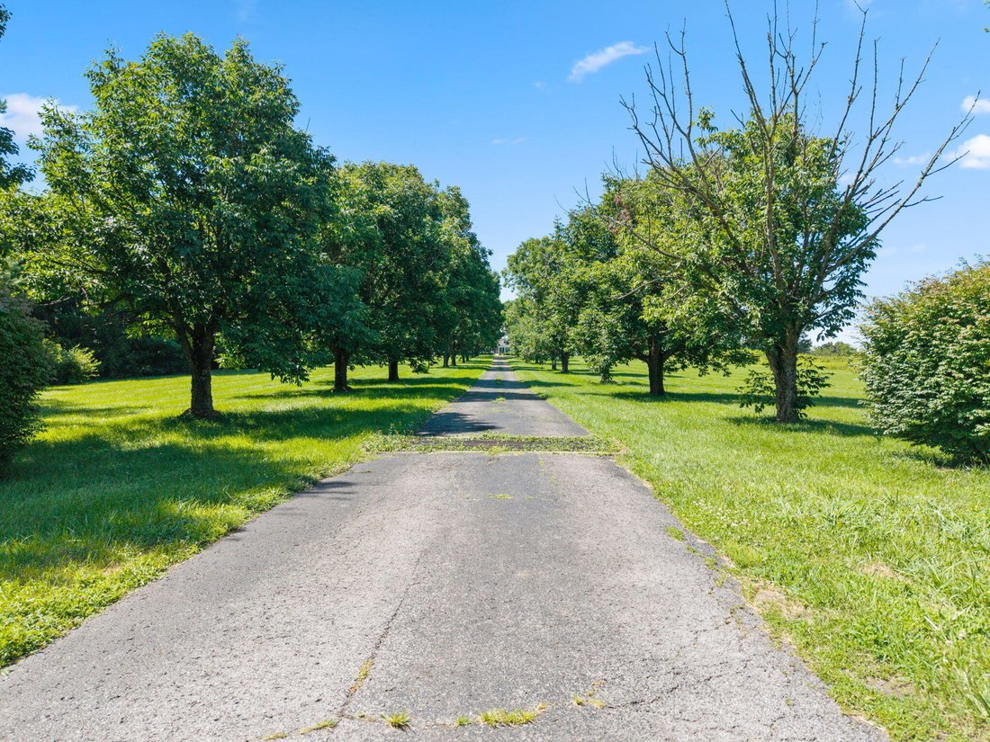 House in Danville, Kentucky, United States 2 - 18270673