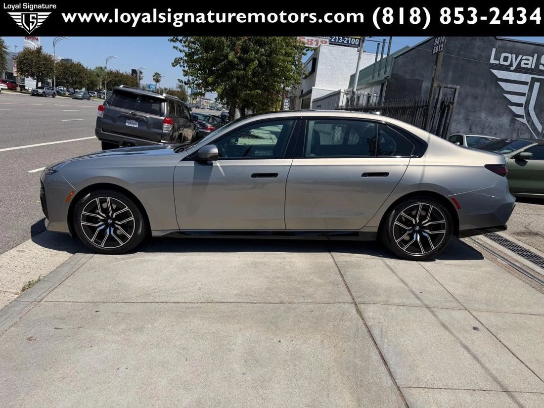 Sedan in Van Nuys, CA, United States 4 - 18469820