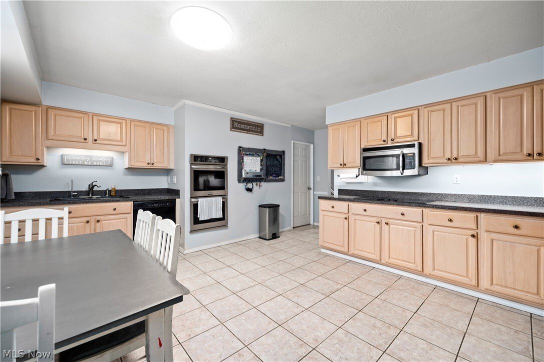House in Hinckley, Ohio, United States 5 - 18458919