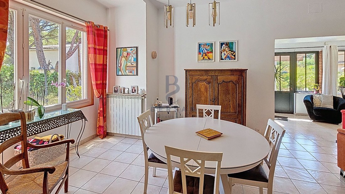 Villa in Exterieurs, Frejus, France 4 - 18456896