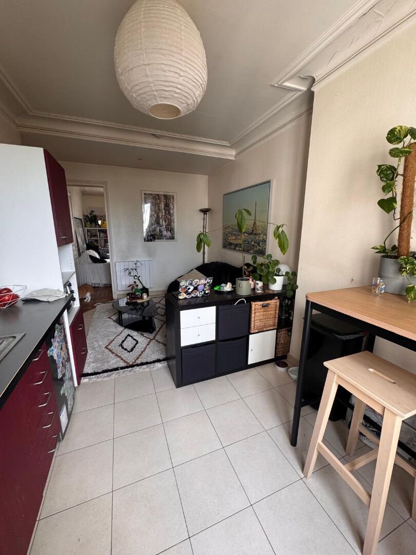 Apartment in Montorgueil-Saint Denis, Paris 2e Arrondissement, Paris 2 - 18456804