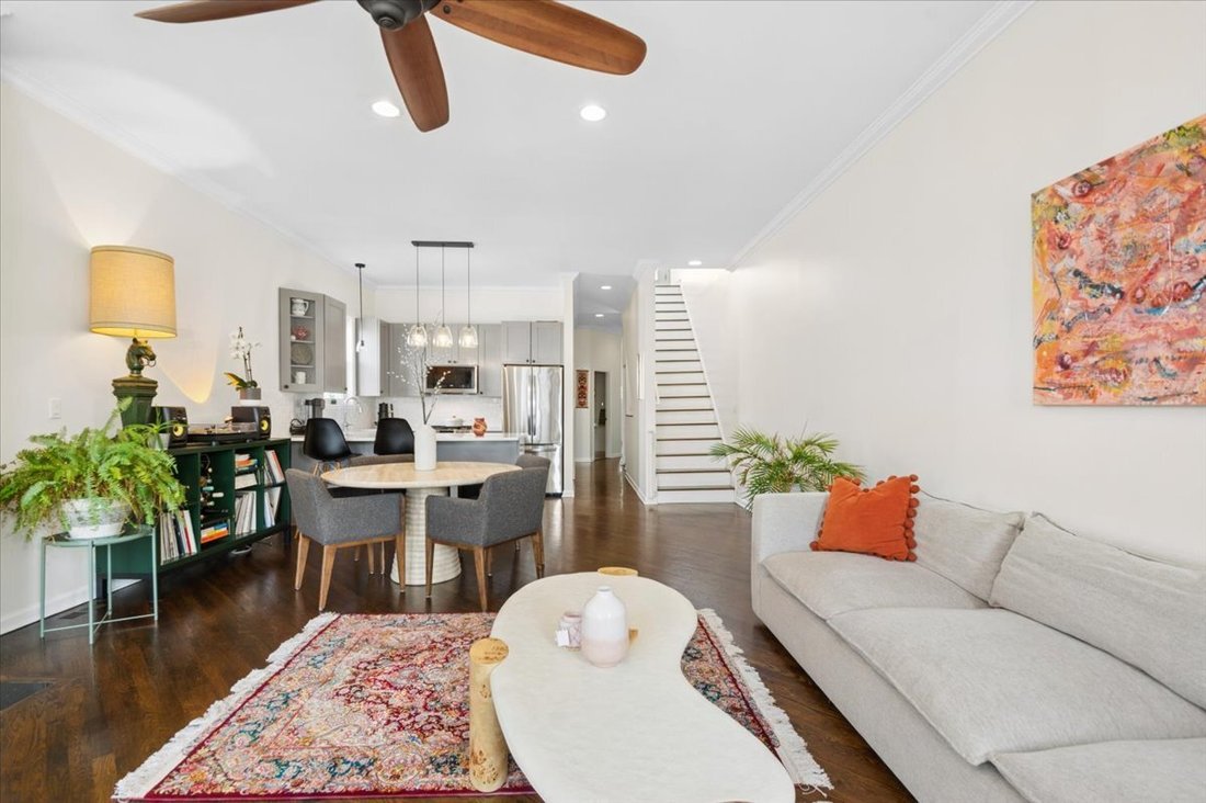 Condo in Chicago, Illinois, United States 5 - 18456255