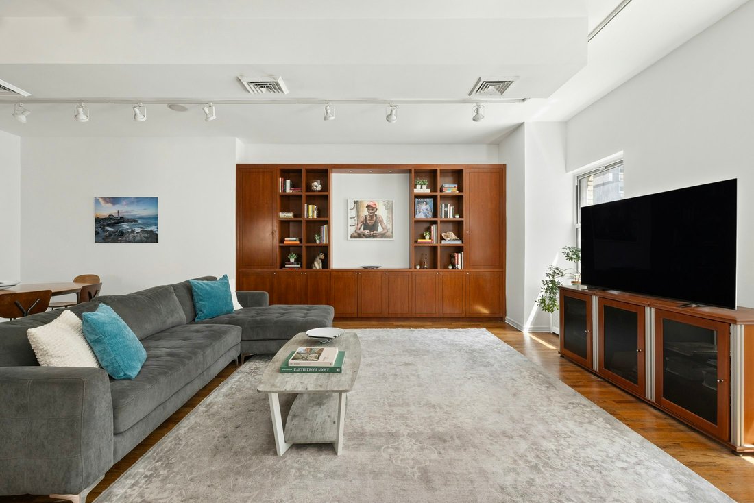 Co Op in New York, New York, United States 5 - 18450598