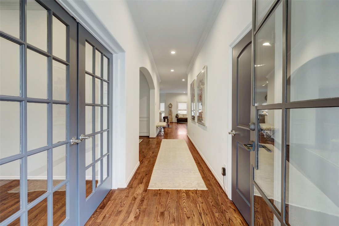 House in Houston, Texas, United States 4 - 18456064