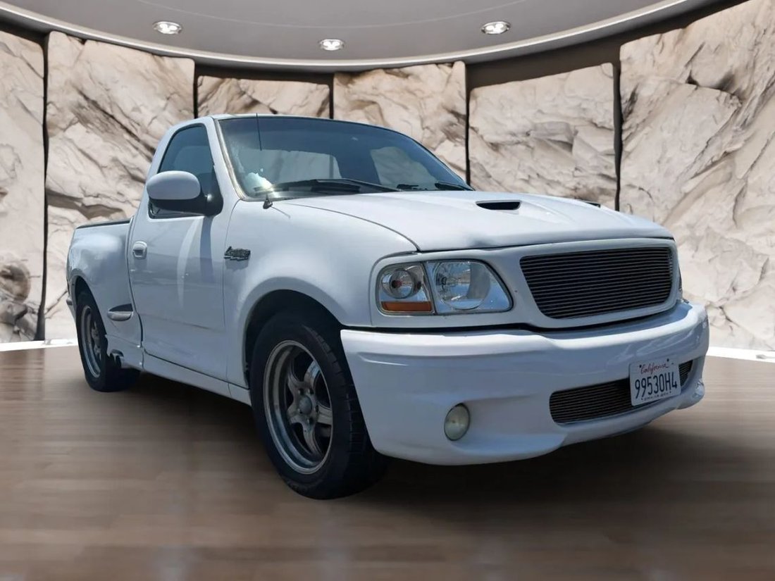 Pickup in Ontario, CA, United States 3 - 18464620