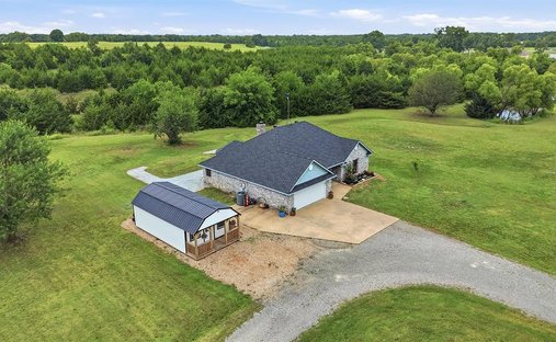 House in Dodd City, Texas, United States 1