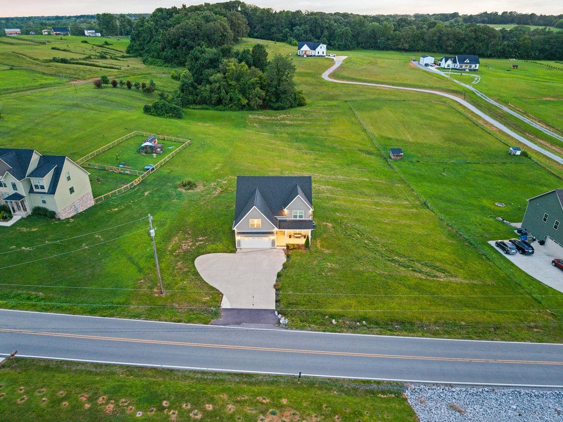 House in Clarksville, Tennessee, United States 5 - 18422539