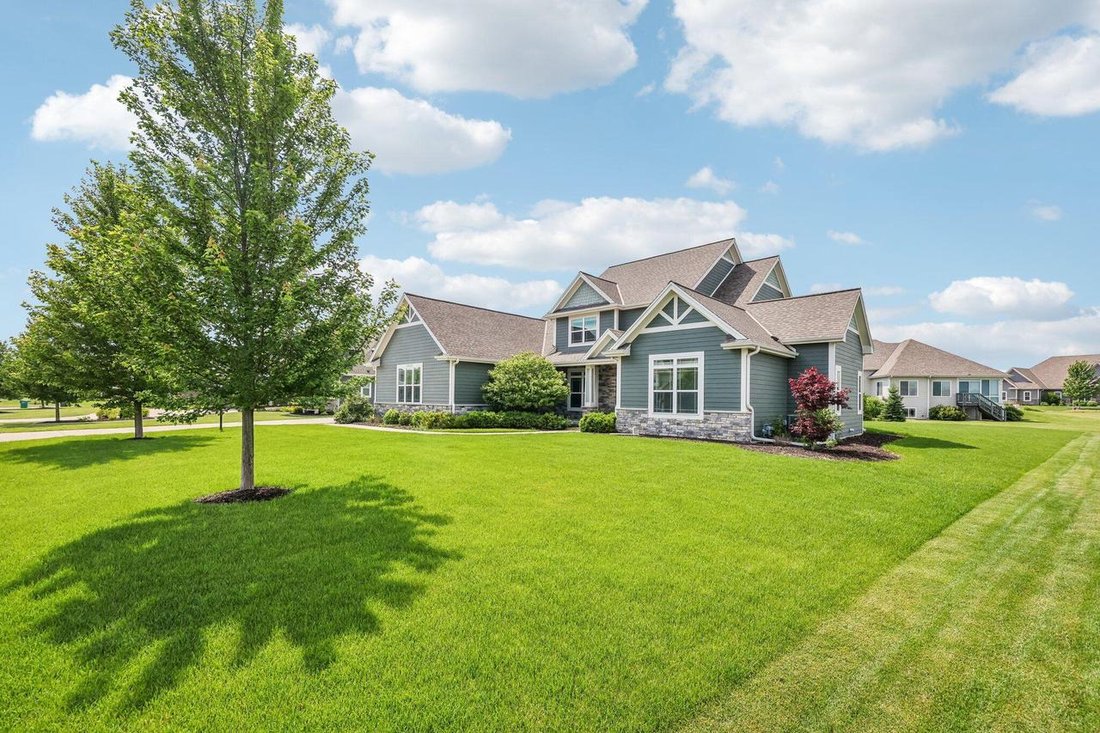 House in Menomonee Falls, Wisconsin, United States 1 - 18458883