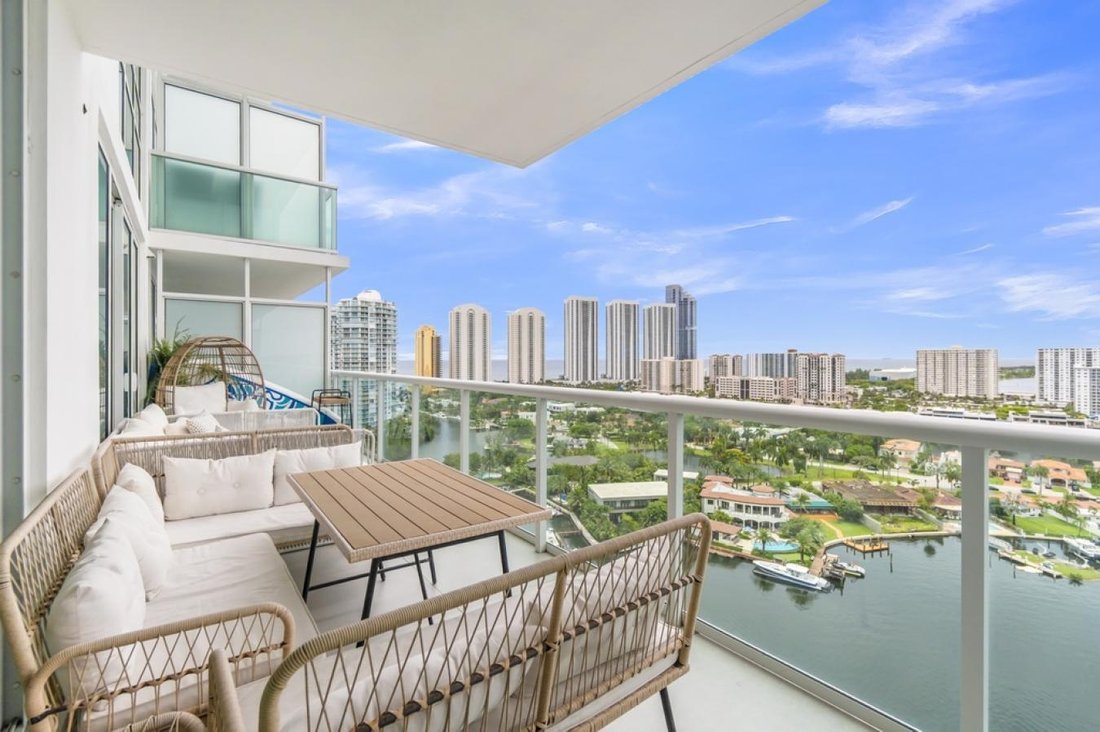 Condo in Golden Beach, Florida, United States 1 - 18466759
