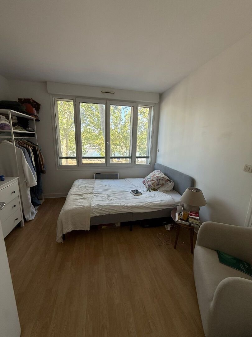 Apartment in Palais Royal, Paris 1er Arrondissement, Paris 4 - 18456835