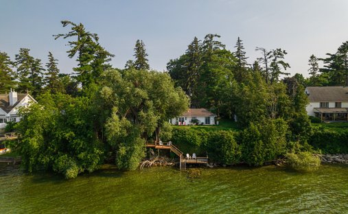 Georgina, Ontario, Canada 1
