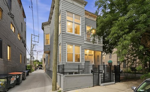 Apartment in Chicago, Illinois, United States 1