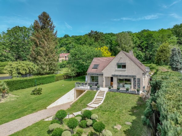 House in Le Bourg et le Hameaux, Beynes, France 1 - 16166590