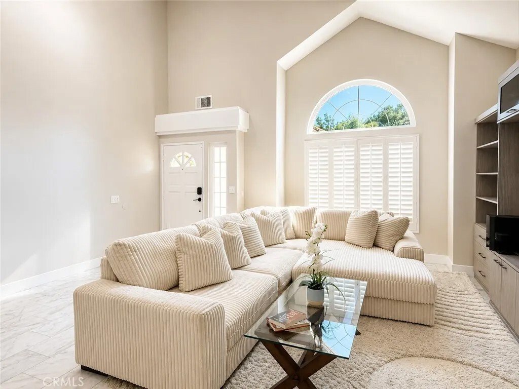 House in Irvine, California, United States 4 - 18459021