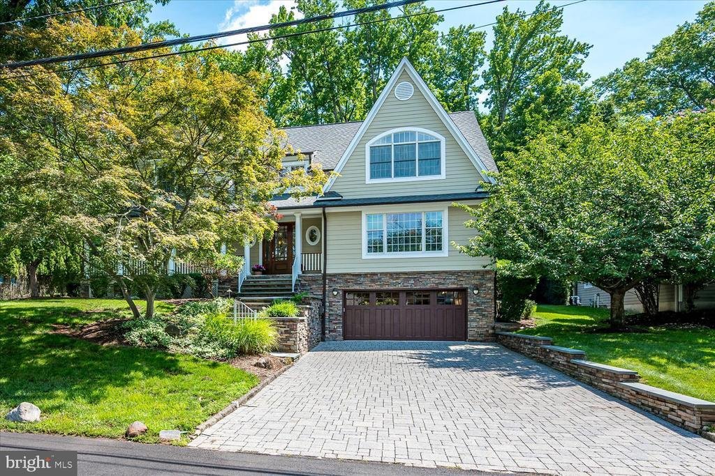 House in Metuchen, New Jersey, United States 1 - 18459953