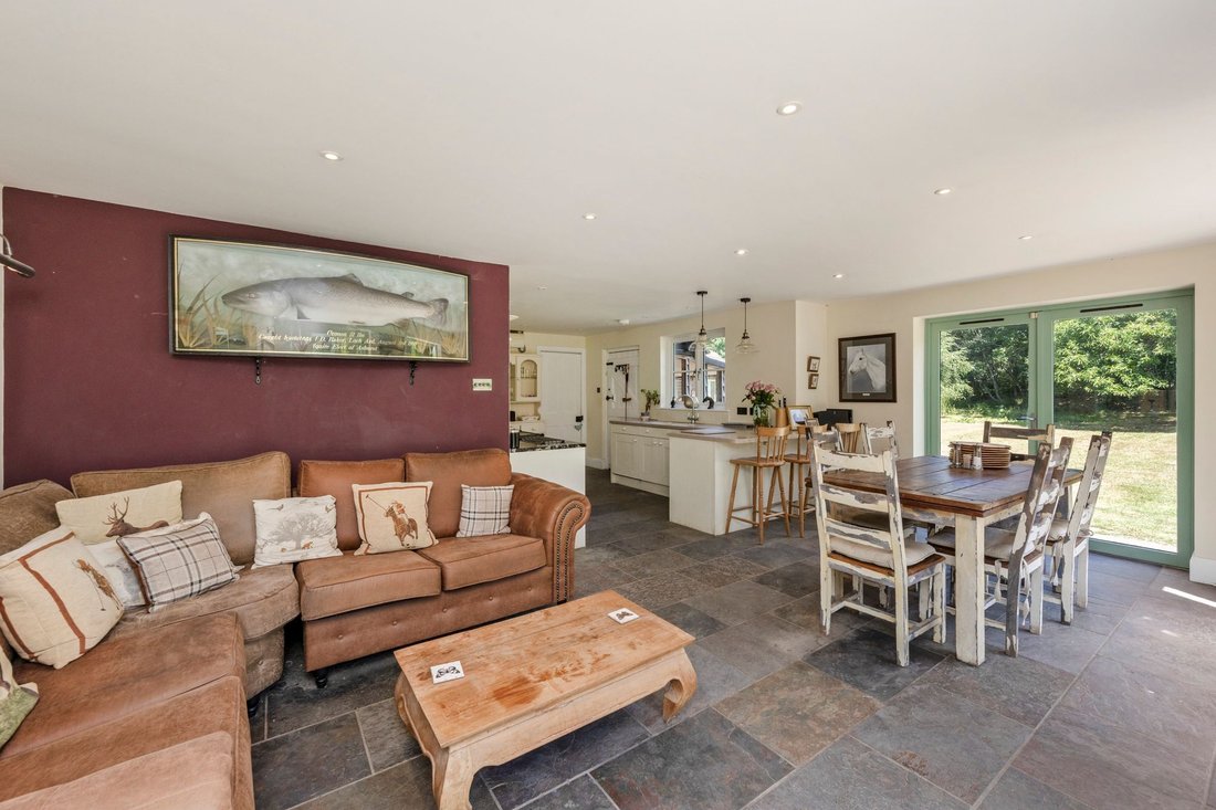 House in Balcombe, England 2 - 18457220