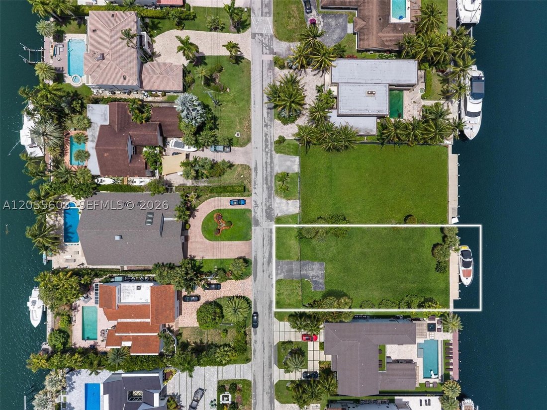 House in Hallandale Beach, Florida, United States 1 - 18459400