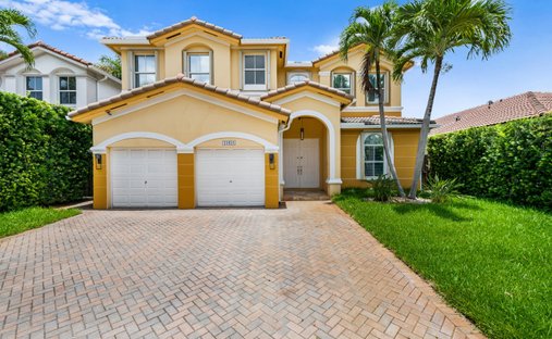 House in Doral, Florida, United States 1