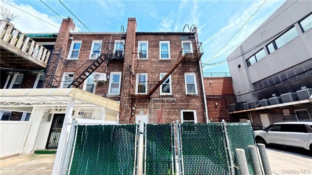 House in New York, New York, United States 2 - 18458653