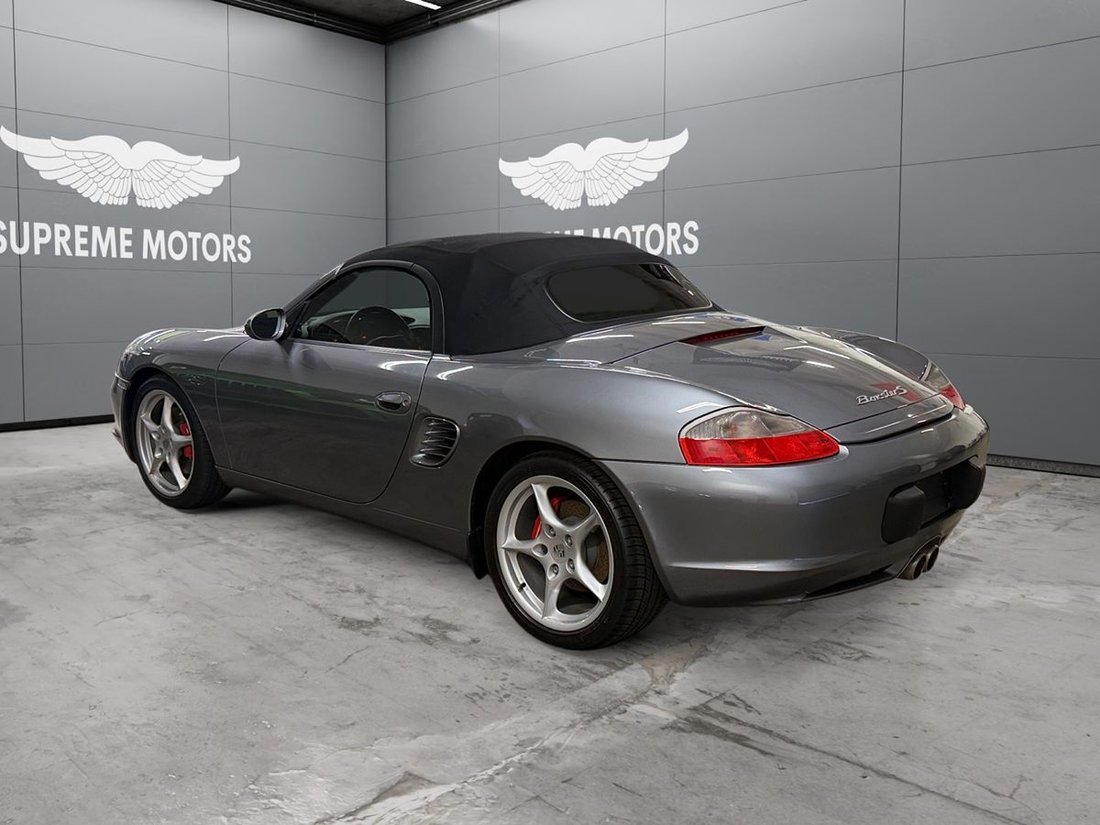 Cabriolet in Costa Mesa, CA, United States 3 - 18466678