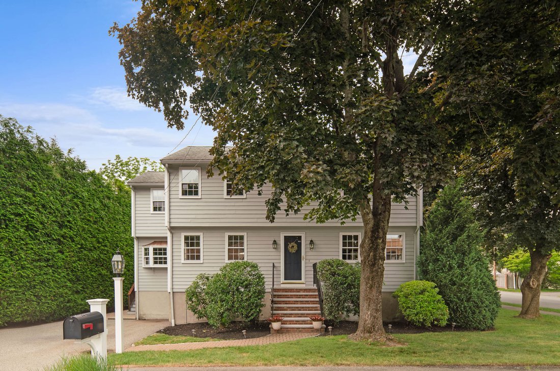 House in Reading, Massachusetts, United States 1 - 18456726