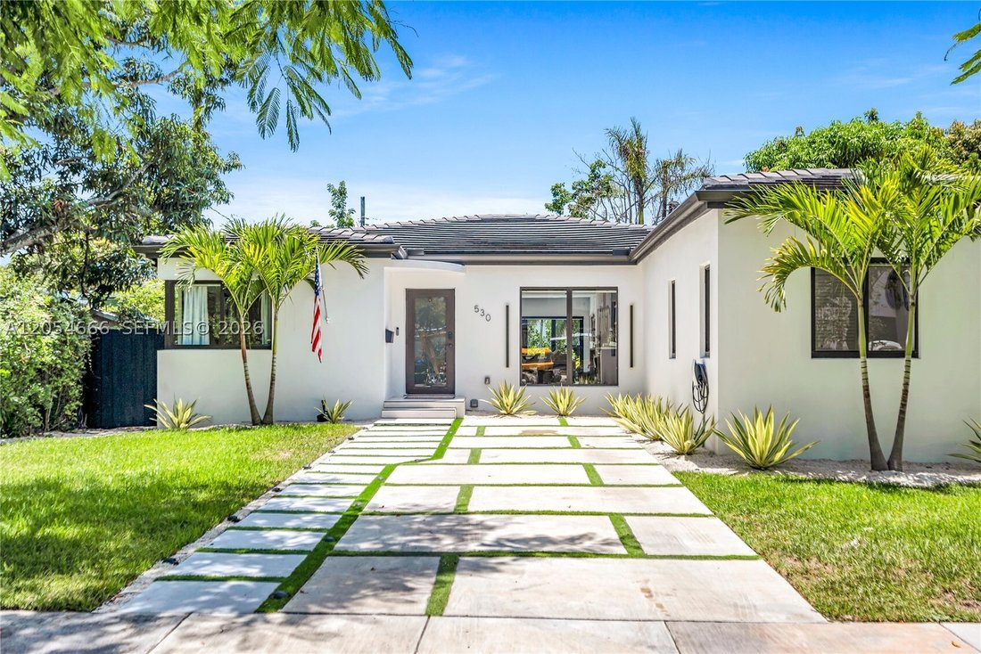 House in Miami, Florida, United States 1 - 18456104