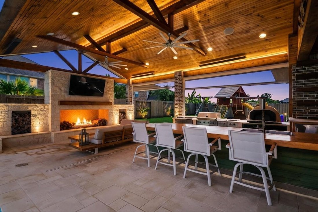 House in Houston, Texas, United States 4 - 18463755