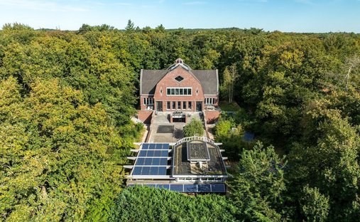 Villa in Bergen, North Holland, Netherlands 1