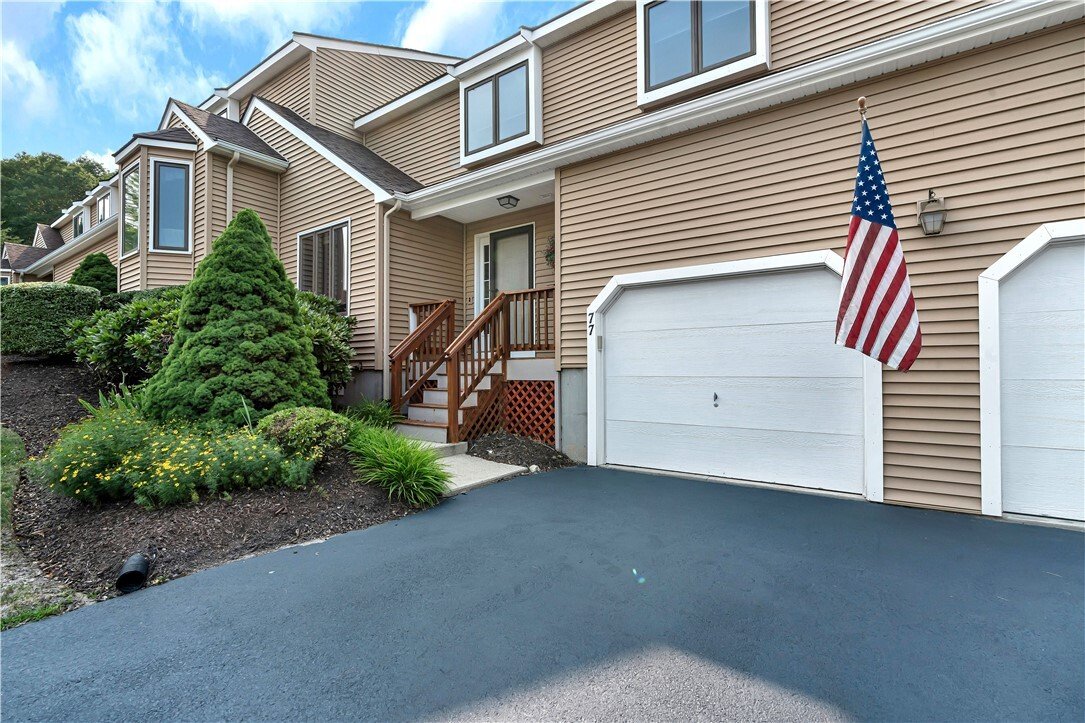 Condo in Cumberland, Rhode Island, United States 2 - 18458418