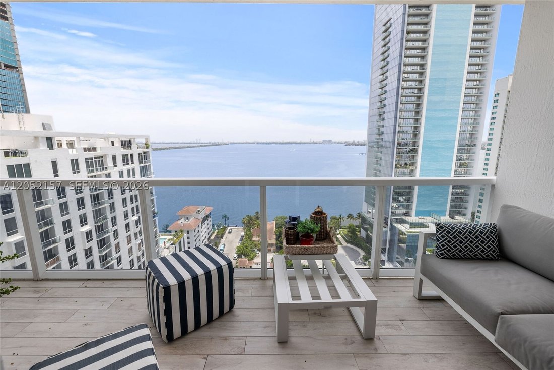 Condo in Miami, Florida, United States 1 - 18414827
