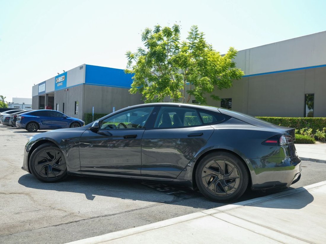 Sedan in Costa Mesa, CA, United States 3 - 18434952