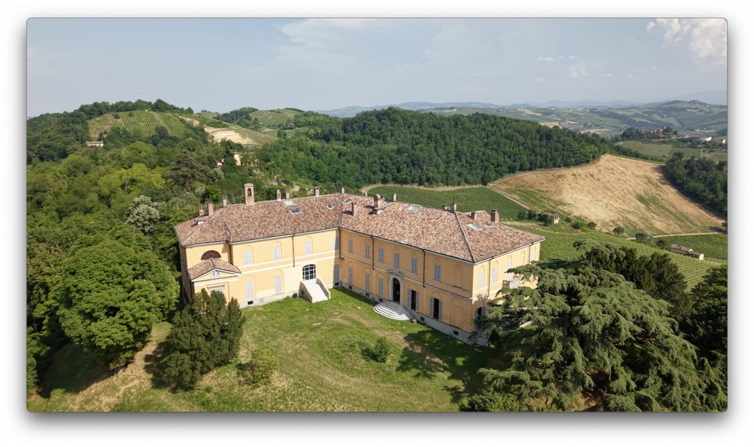 Villa in Santa Giuletta, Lombardy, Italy 3 - 18452013