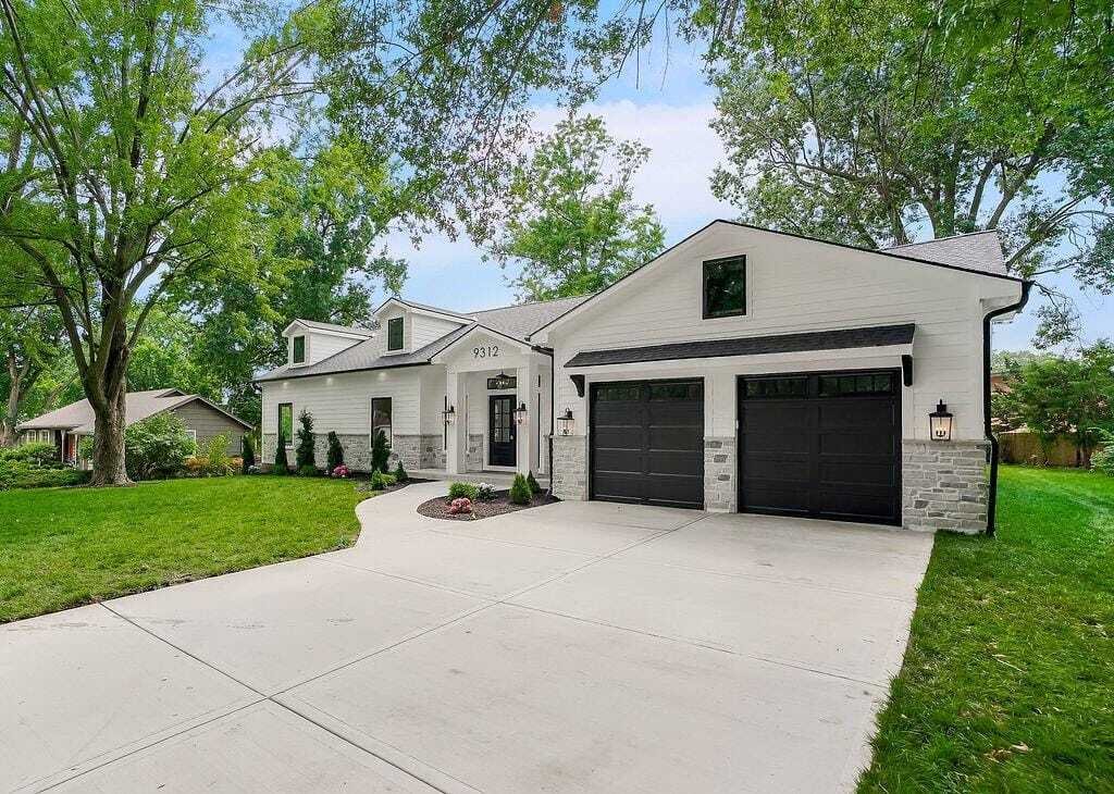 House in Leawood, Kansas, United States 2 - 18415845