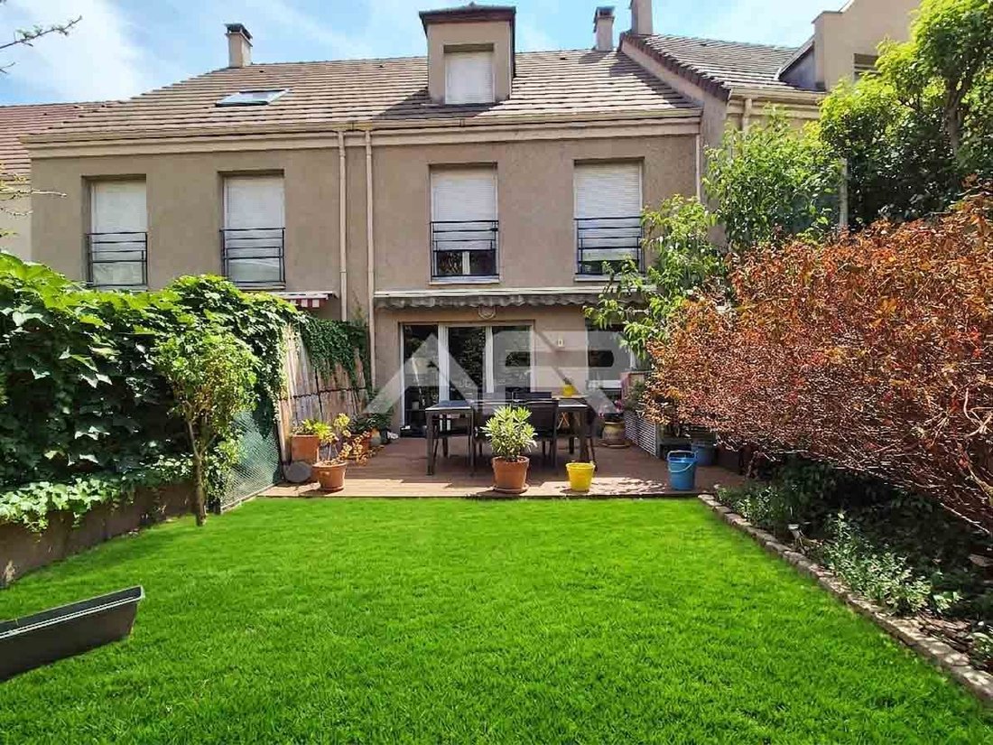 House in Montesson, Ile-de-France, France 1 - 18466122
