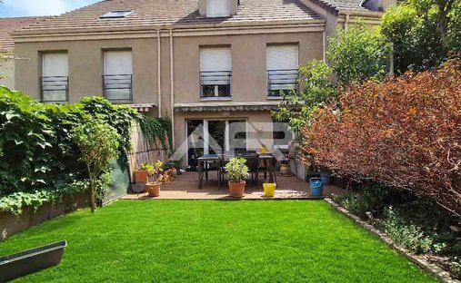 House in Montesson, Ile-de-France, France 1