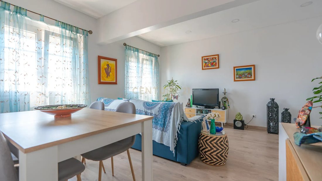 Apartment in Paco de Arcos, Lisbon, Portugal 2 - 18466771