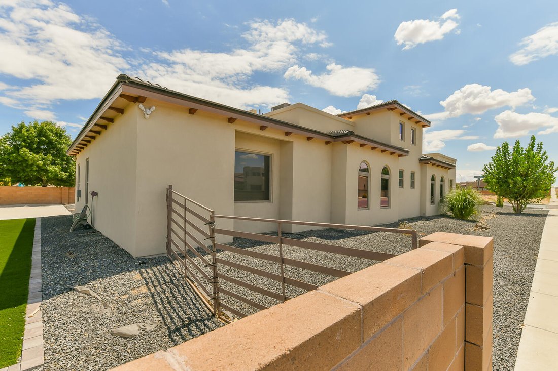 House in Albuquerque, New Mexico, United States 5 - 18455801