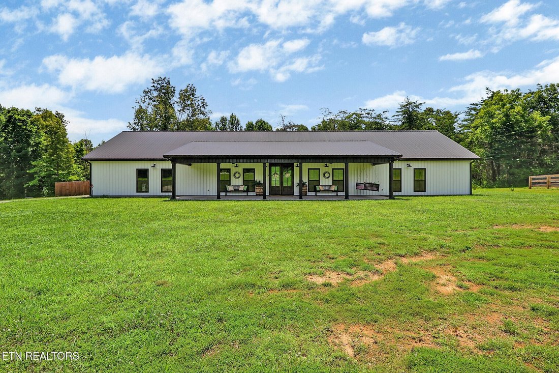 House in Byrdstown, Tennessee, United States 5 - 18456213