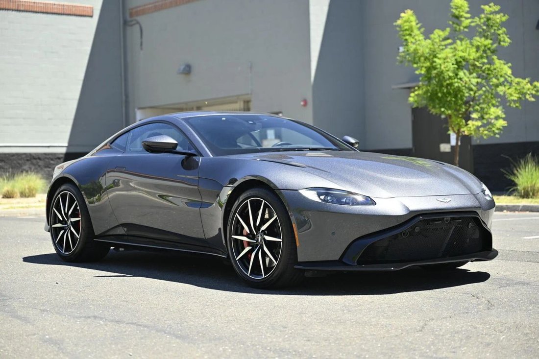 Coupe in Sacramento, CA, United States 1 - 18464717