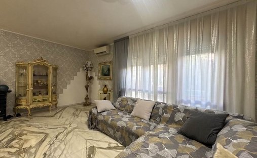 Villa in Sottomarina, Chioggia, Veneto 1