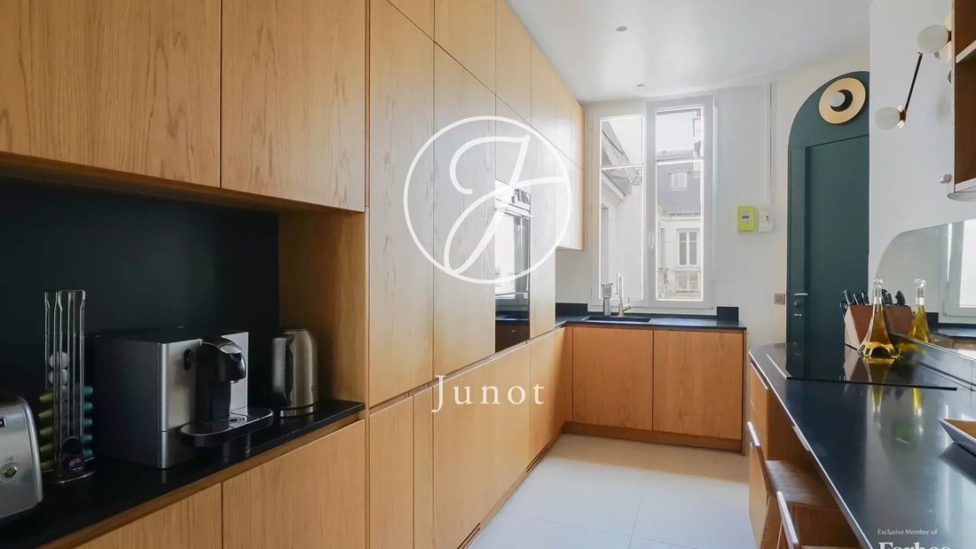 Apartment in Dupleix-Motte Picquet, Paris 15e Arrondissement, Paris 4 - 18457529