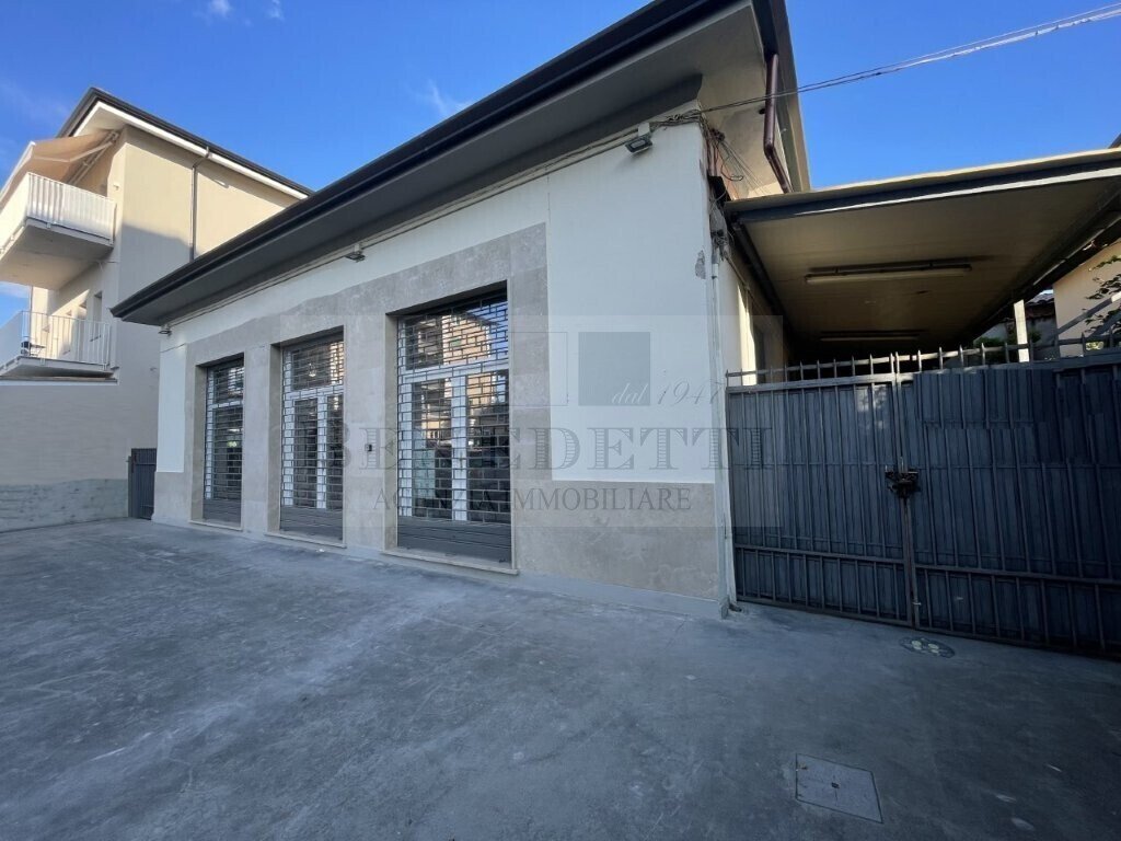 Villa in Camaiore, Tuscany, Italy 2 - 18468005