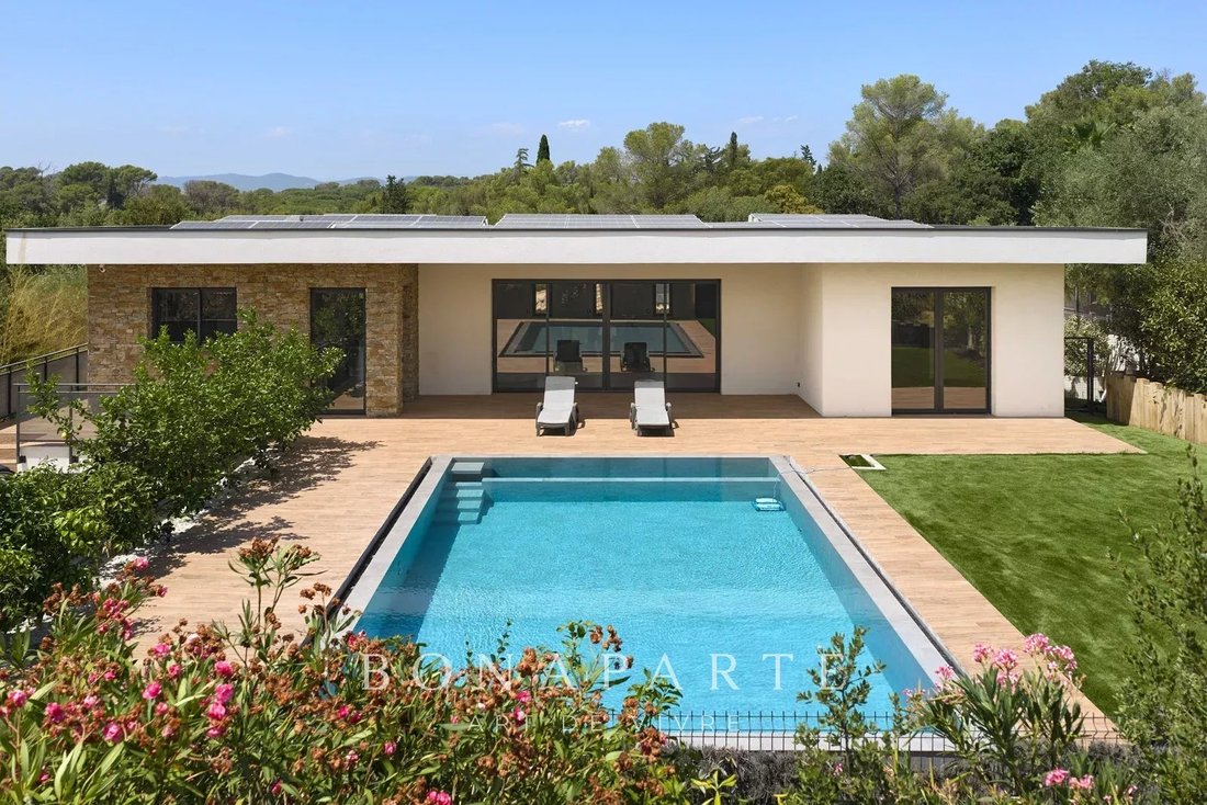 Villa in Counillier Valescure, Frejus, France 1 - 18055721