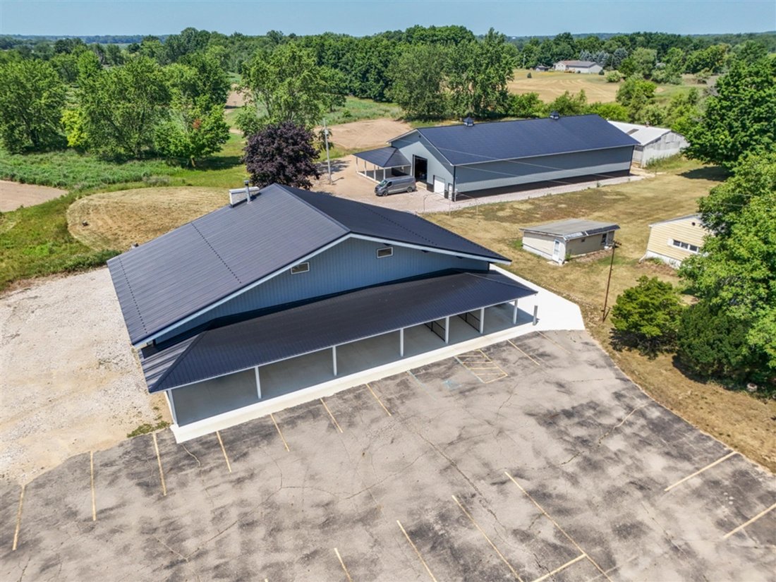 House in Saint Johns, Michigan, United States 2 - 18466398