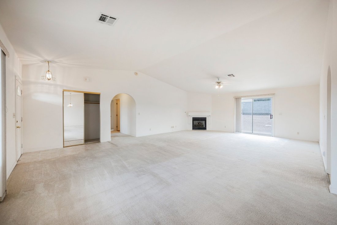 House in Henderson, Nevada, United States 5 - 18458003