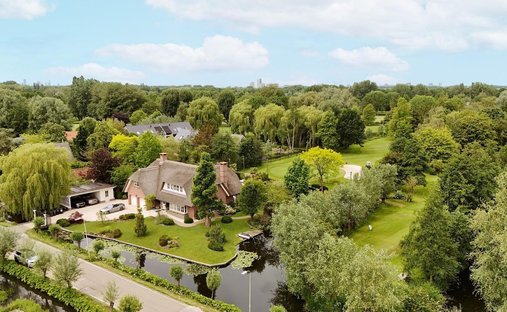 Villa in Capelle aan den IJssel, Südholland, Niederlande 1